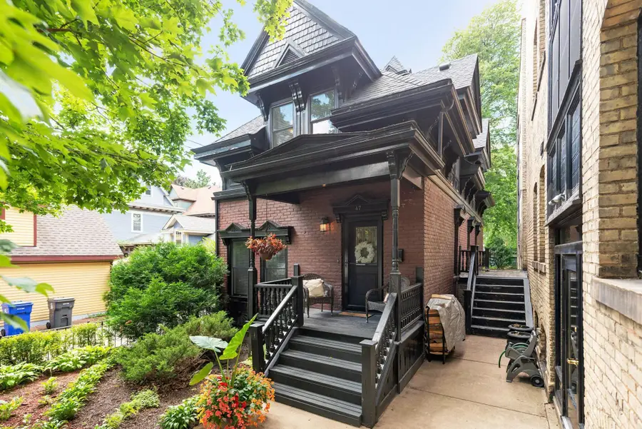 47 Saint Albans Street N, Saint Paul, MN 55104 - #2
