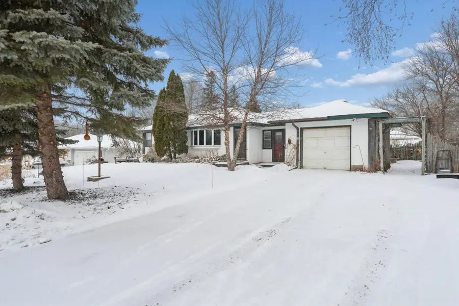 1515 Viking Drive E, Maplewood, MN 55109 - Image #2