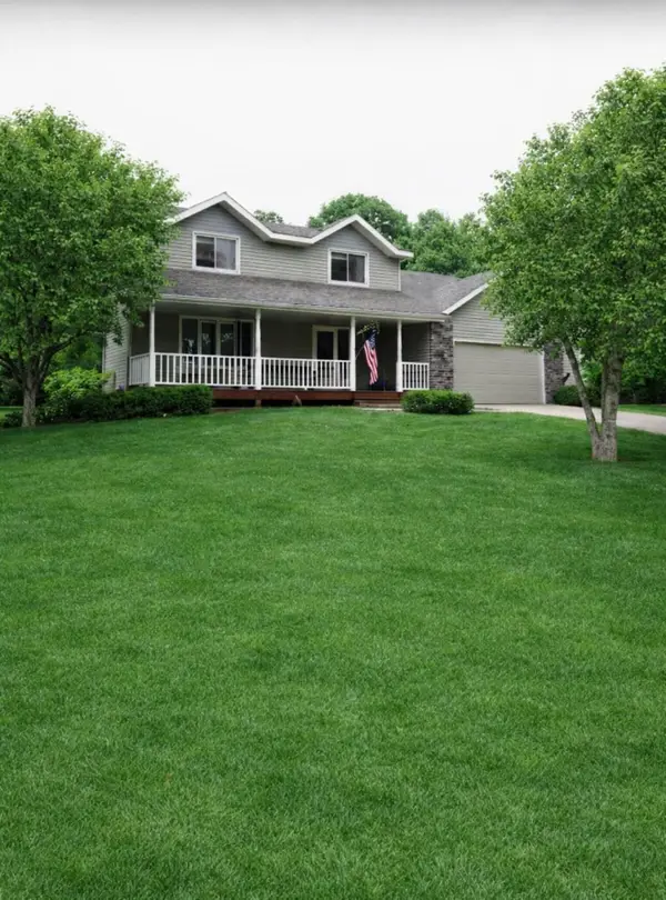 3710 Greensboro Drive, Eagan, MN 55123