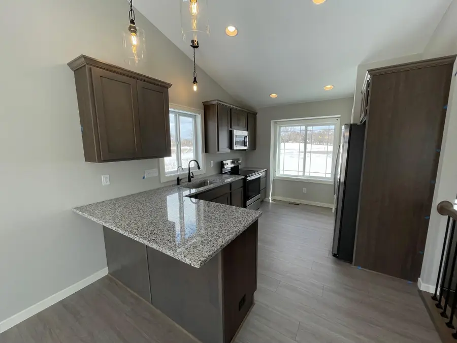 2562 341st Avenue Nw, Cambridge, MN 55008 - Image #2