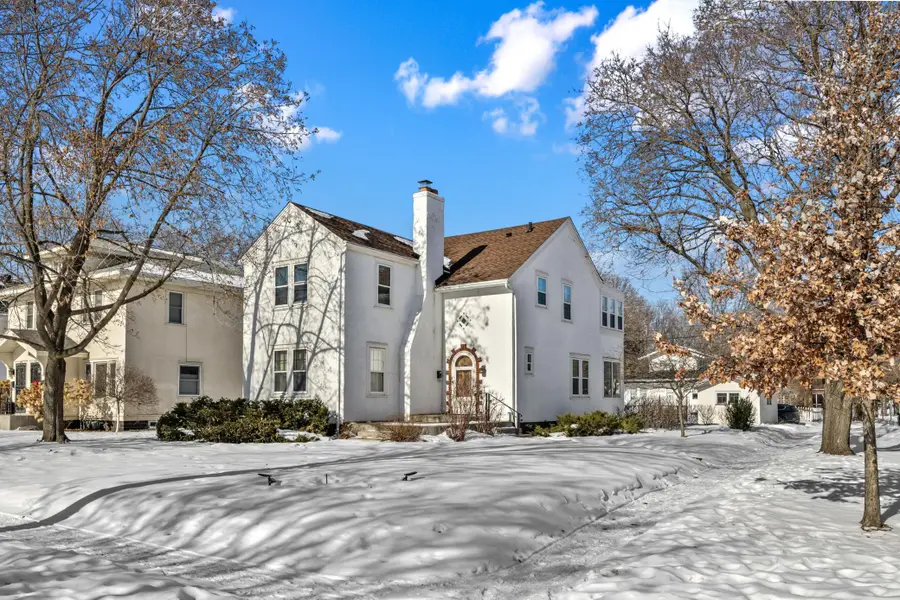 346 Mckinley Avenue, Eau Claire, WI 54701 - Image #2