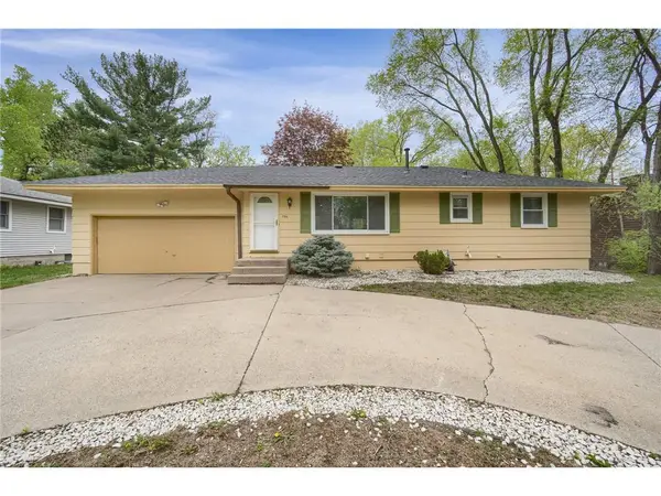 7516 Arthur Street Ne, Fridley, MN 55432