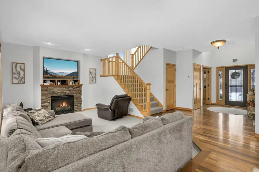 9205 Kaeding Avenue Ne, Monticello, MN 55362 - #3