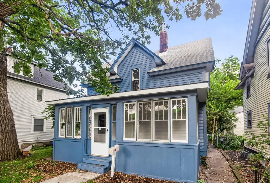 682 Fairview Avenue N, Saint Paul, MN 55104 - #2