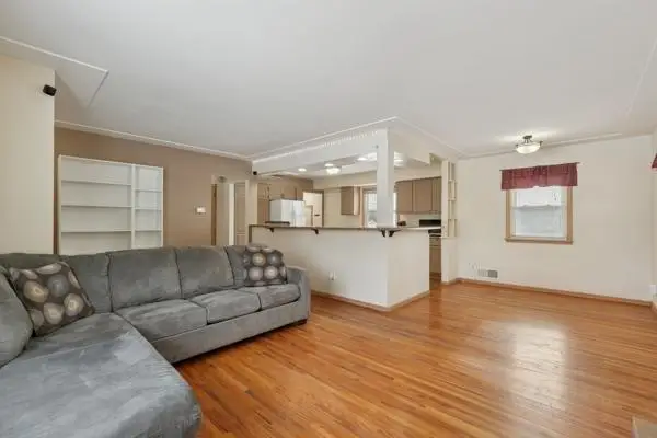 536 Idaho Avenue E, Saint Paul, MN 55130 - #3