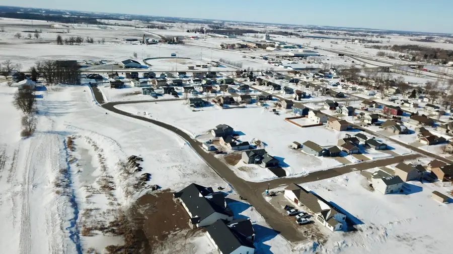 208 E 11th Street Se, Freeport, MN 56336 - Image #2