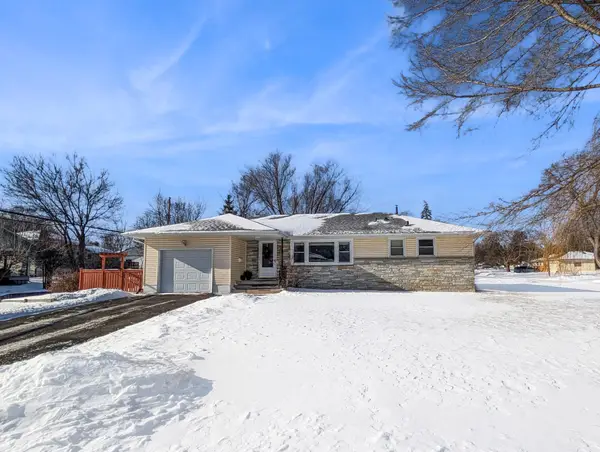 3611 Hampshire Avenue N, Crystal, MN 55427