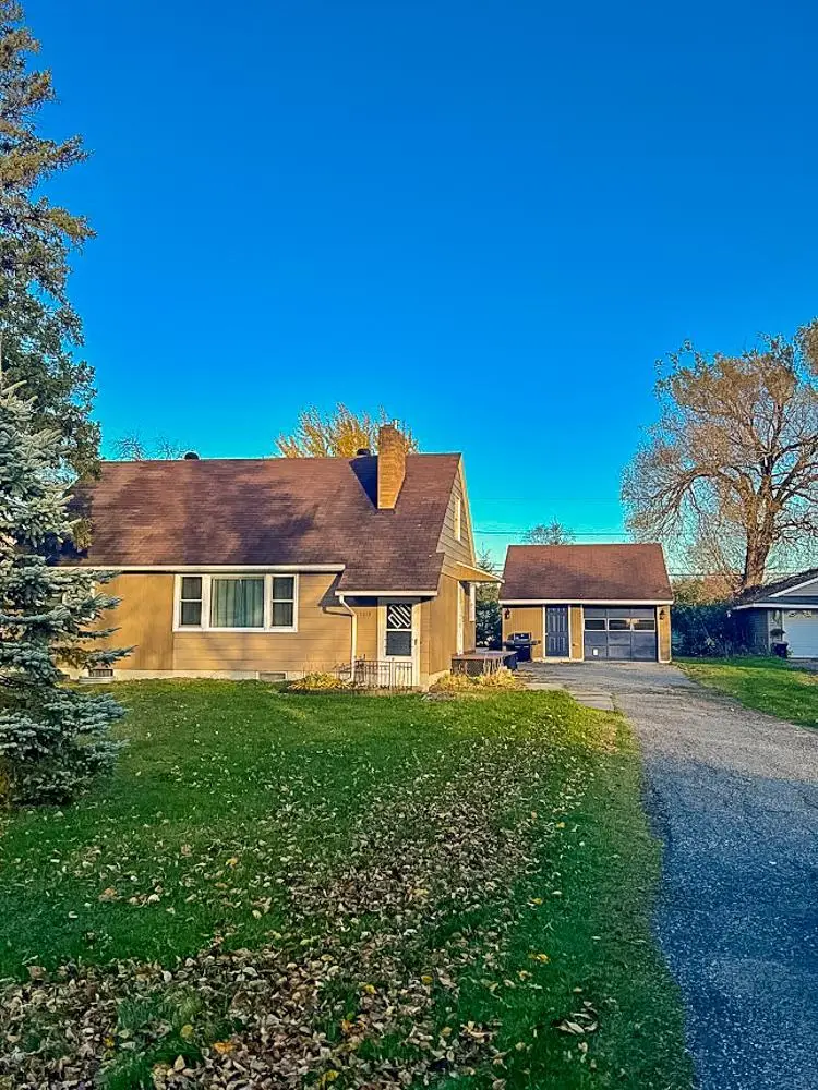 1613 5th Avenue E, International Falls, MN 56649 - #2