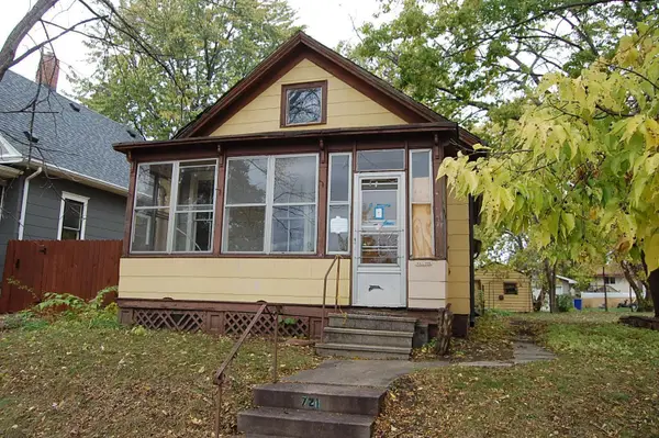 721 Tuscarora Avenue, Saint Paul, MN 55102