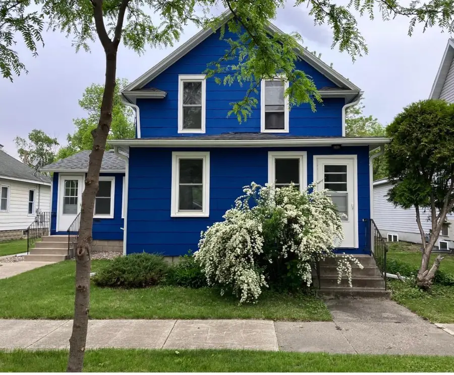 305 E 7th Street, Morris, MN 56267 - Image #2