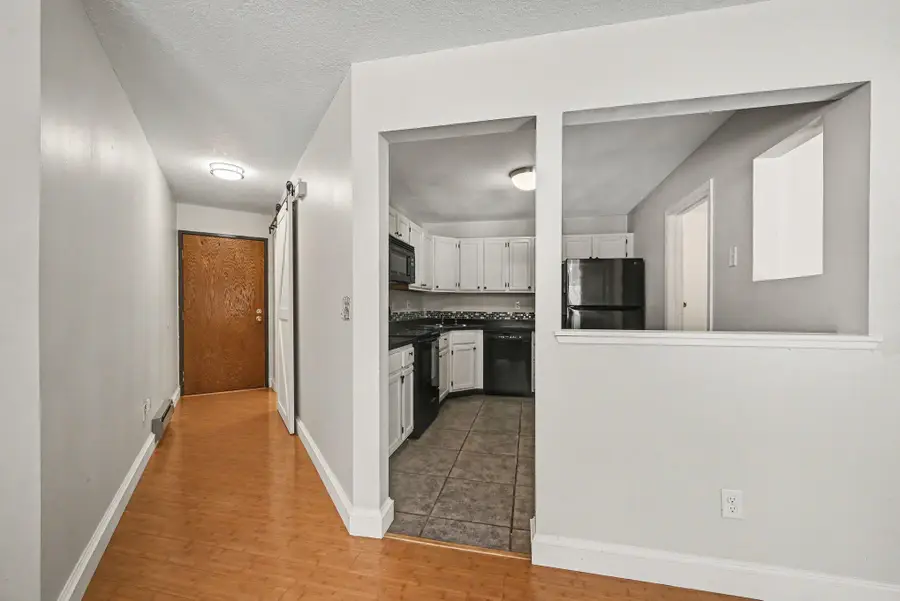 1561 Wheelock Lane #101, Saint Paul, MN 55117 - #2