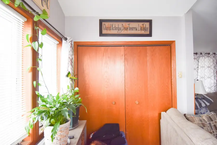 412 Kinney Avenue N, Thief River Falls, MN 56701 - #2