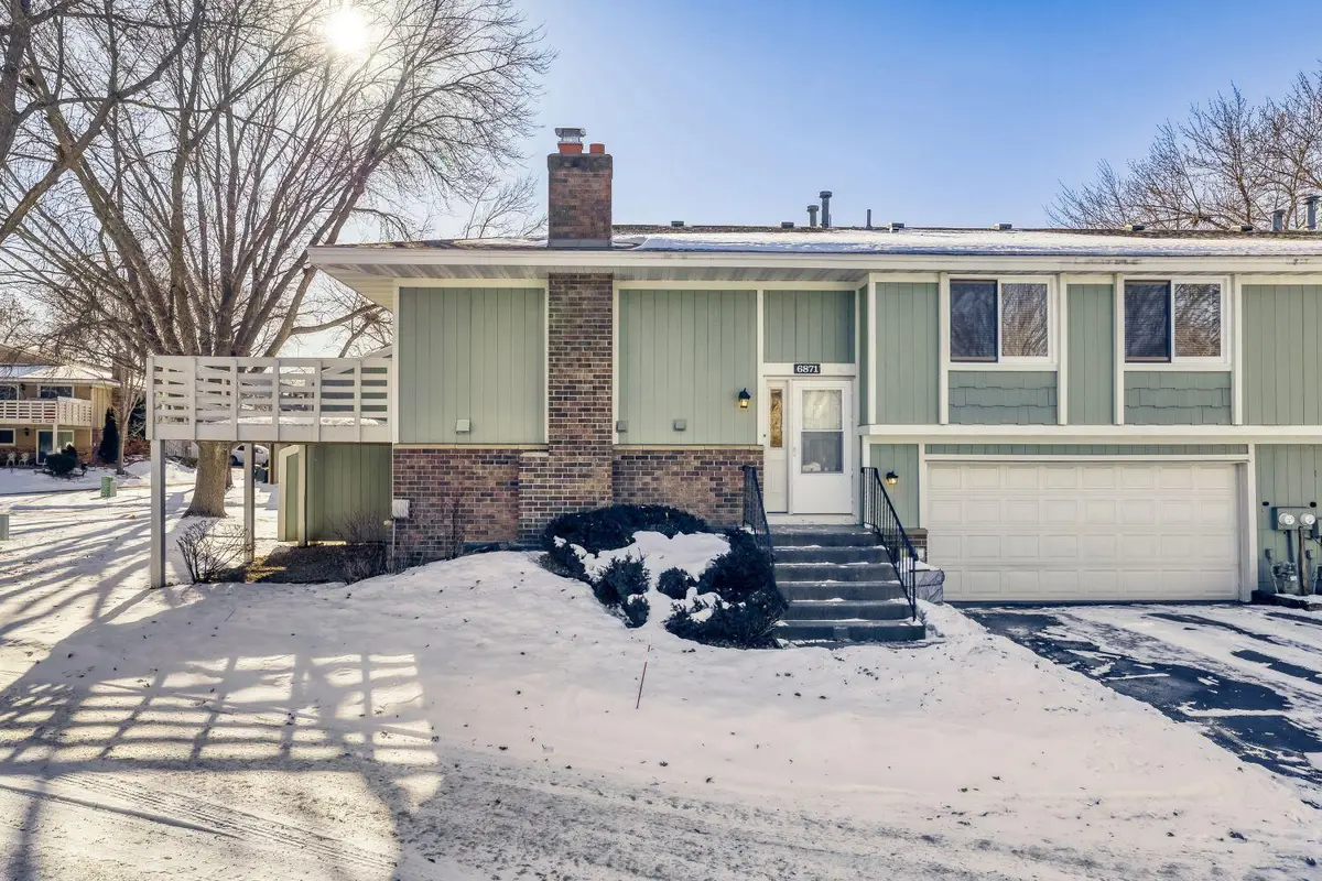 6871 Macbeth Court, Woodbury, MN 55125 - #1