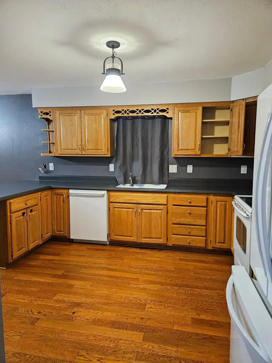 1550 14th Avenue N, Wahpeton, ND 58075 - #3