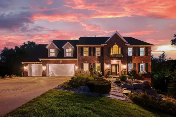 2012 Pine Ridge Drive, West Saint Paul, MN 55118