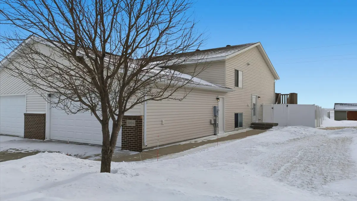 4804 51st Avenue S, Fargo, ND 58104 - Image #1
