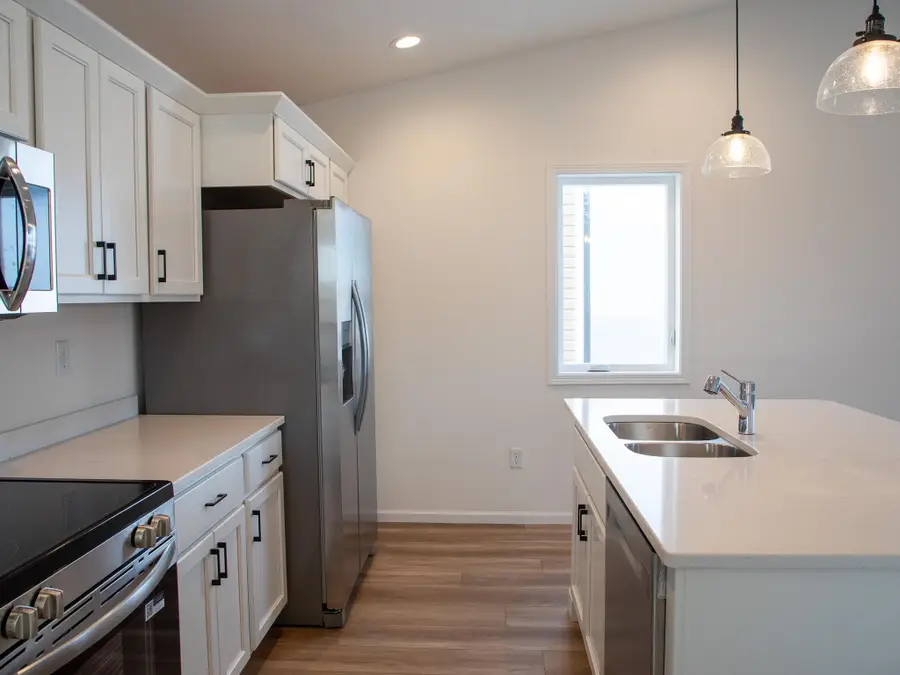 2519 37 Avenue S, Moorhead, MN 56560 - Image #3