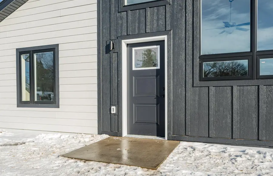 615 NW 7th Avenue, Grand Rapids, MN 55744 - #2