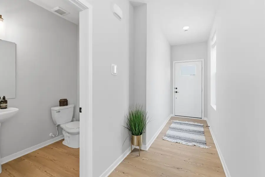 17922 Genoa Drive, Lakeville, MN 55024 - Image #2