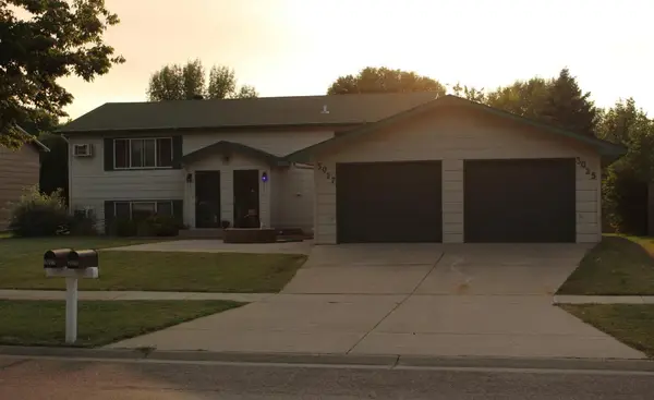 3025 18th Street S, Fargo, ND 58103