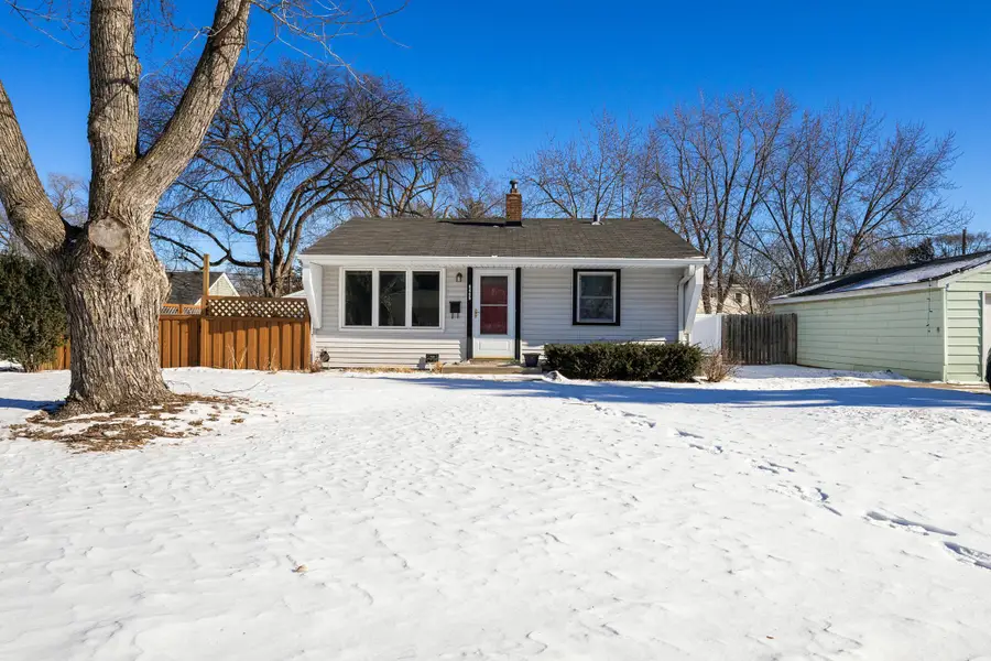 8405 Wentworth Avenue S, Bloomington, MN 55420 - Image #2