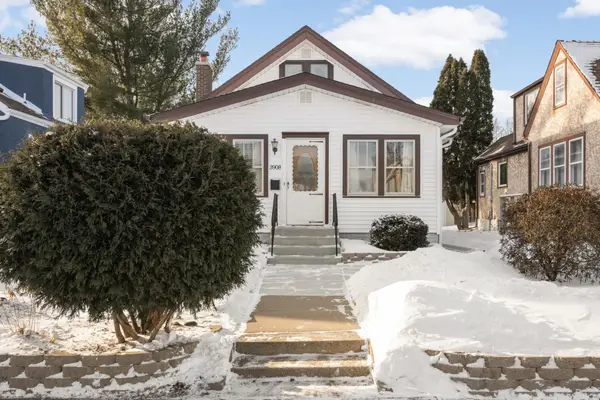 3908 29th Avenue S, Minneapolis, MN 55406