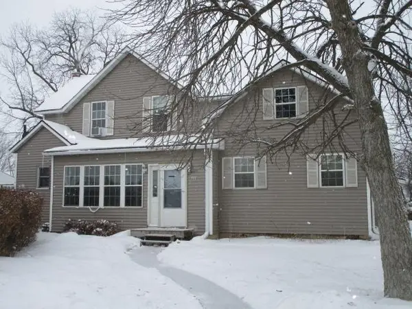 311 Center Avenue S, Eyota, MN 55934