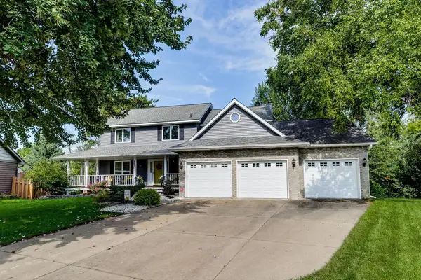 1295 Velvetleaf Lane, Lino Lakes, MN 55038
