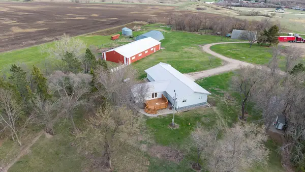 5564 County Road 63, LaMoure, ND 58458