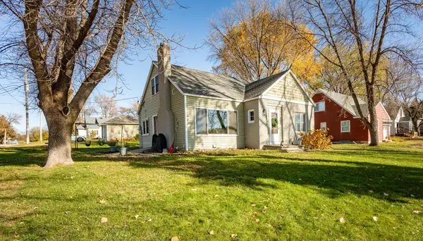 600 E 7th Street, Starbuck, MN 56381