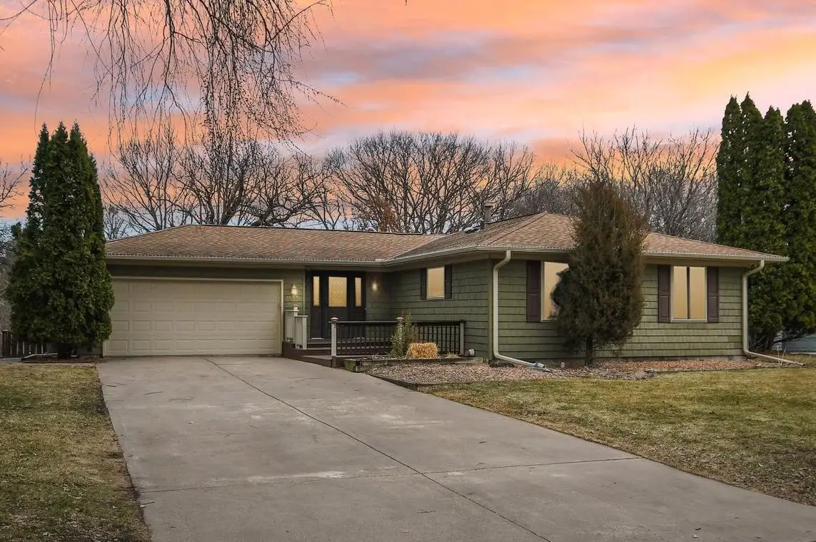 9545 Garrison Way, Eden Prairie, MN 55347 - #1