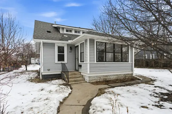 1651 Thomas Avenue N, Minneapolis, MN 55411