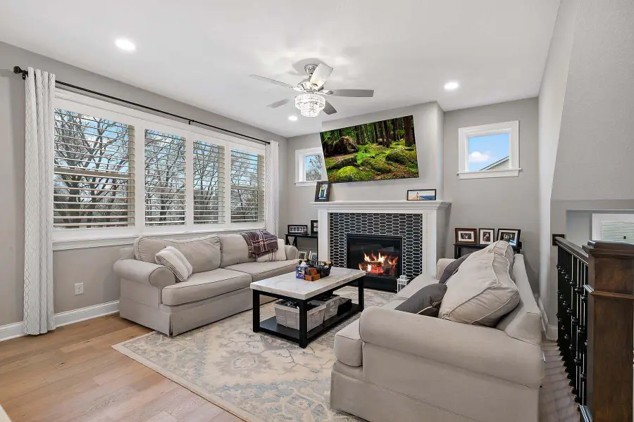 1498 Tyrone Drive, Shakopee, MN 55379 - Image #3