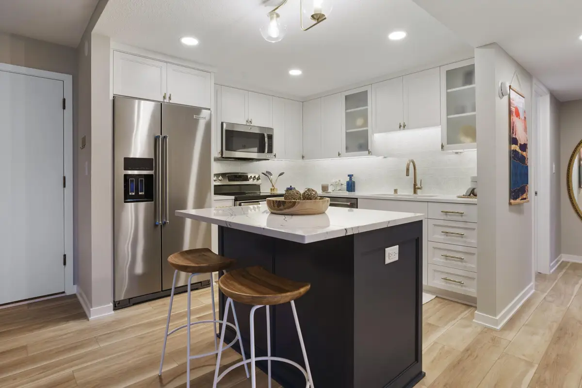 4075 W 51st Street #302, Edina, MN 55424 - Image #1