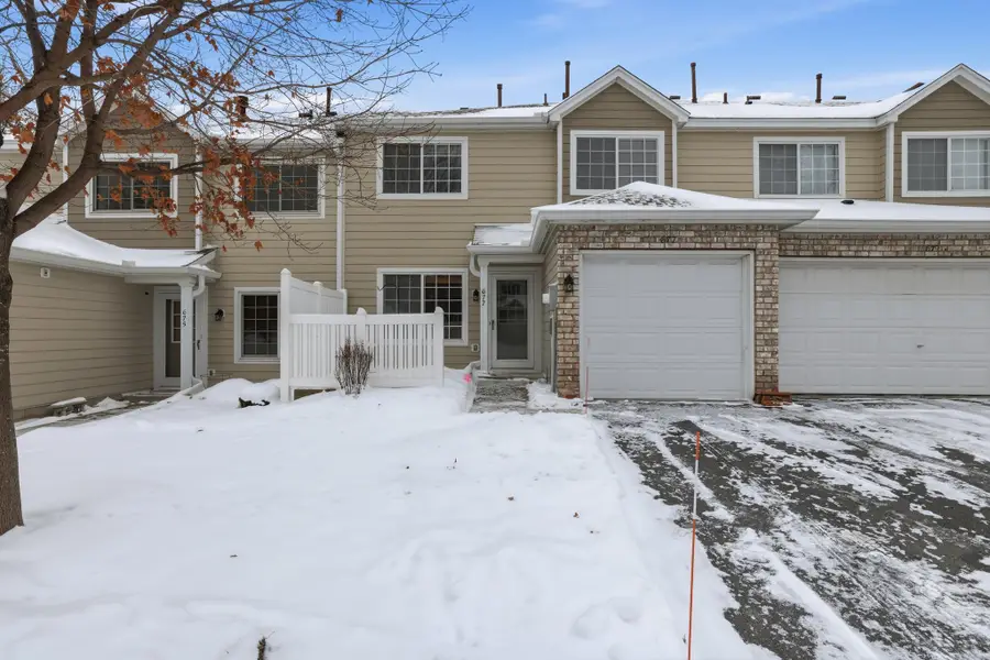 677 Mariner Way, Woodbury, MN 55129 - Image #2