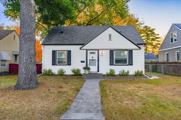 4522 Thomas Avenue N, Minneapolis, MN 55412