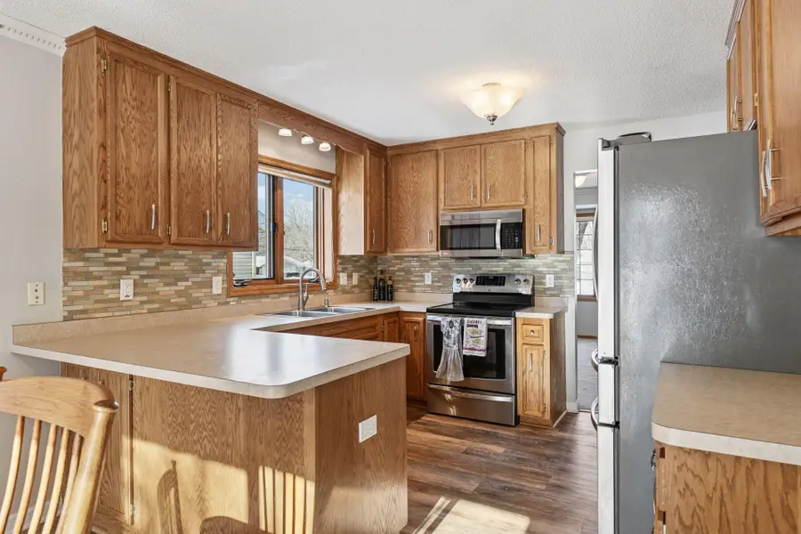 10069 Harriet Avenue S, Bloomington, MN 55420 - Image #2