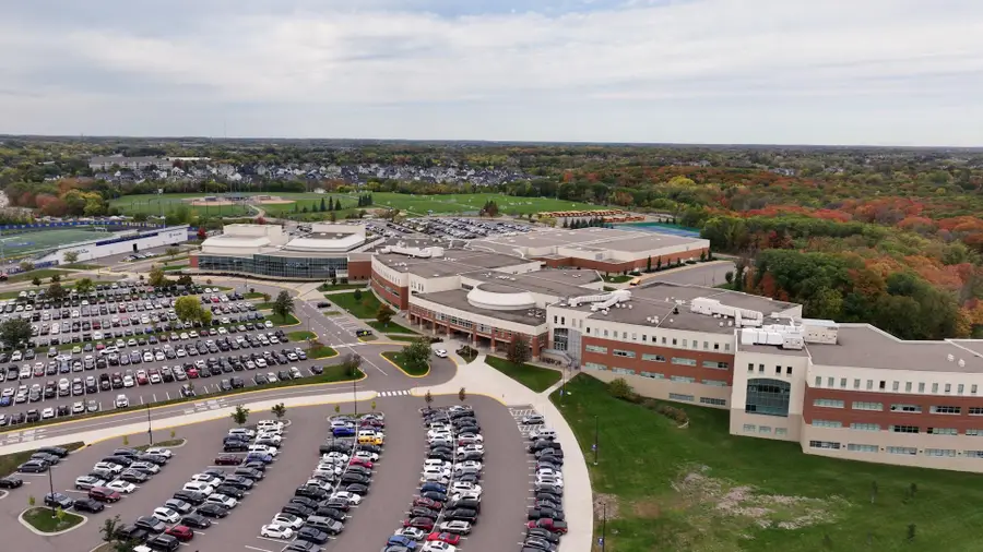 14905 59th Avenue N, Plymouth, MN 55446 - #3