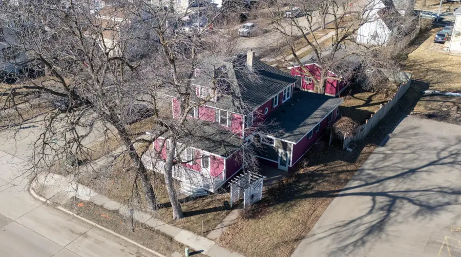 710 W Oakland Avenue, Austin, MN 55912 - #3