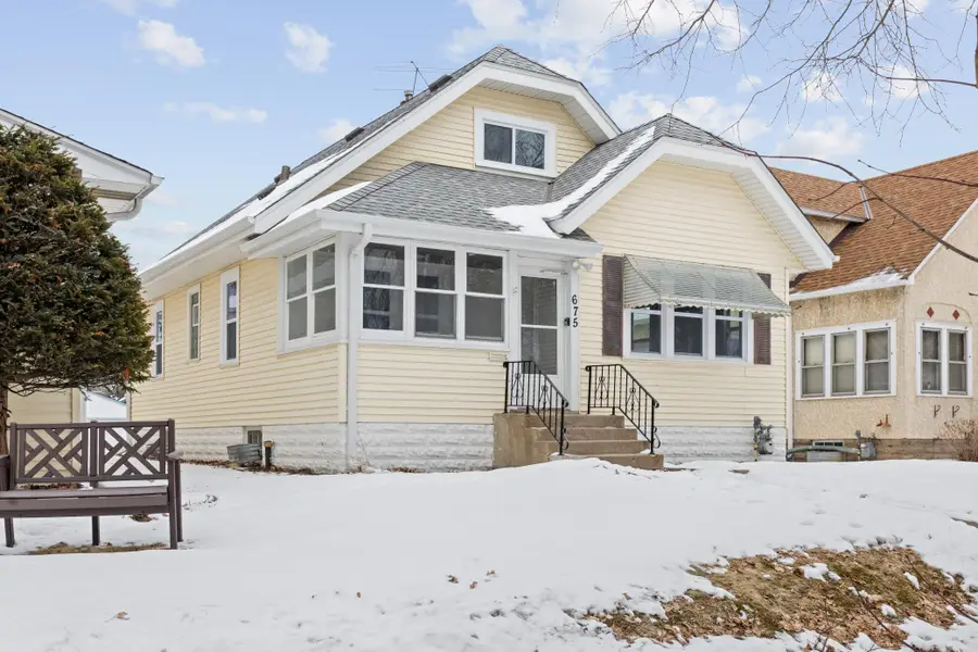 675 Sherwood Avenue, Saint Paul, MN 55106 - #3