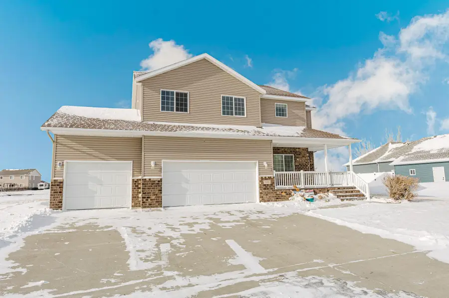 3698 N Sedona Court, West Fargo, ND 58078 - Image #2