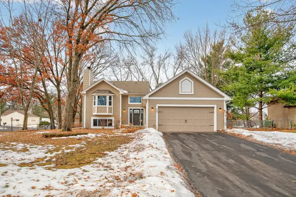 6901 Glenview Lane, Circle Pines, MN 55014