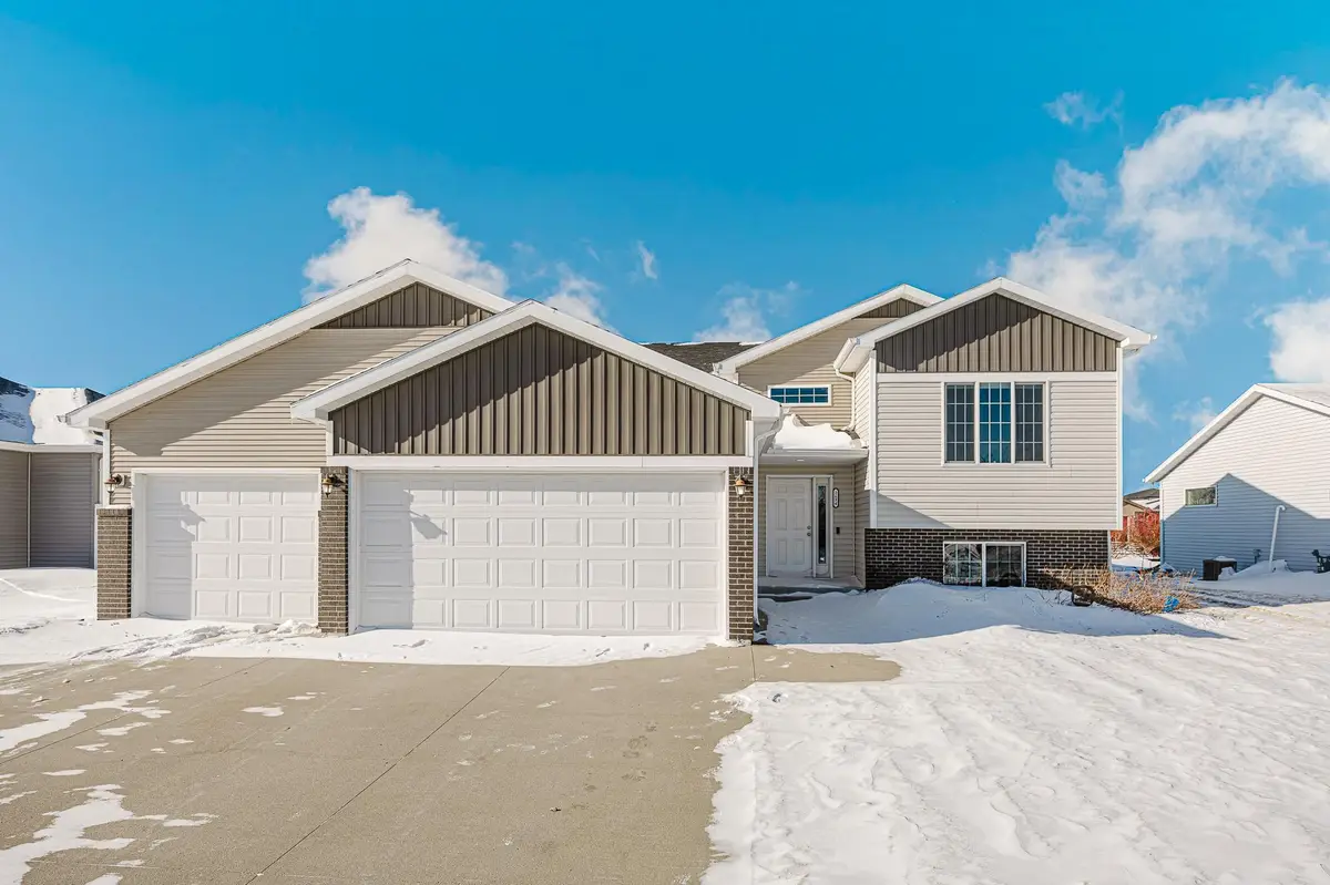 2634 7th Street W, West Fargo, ND 58078 - Image #1