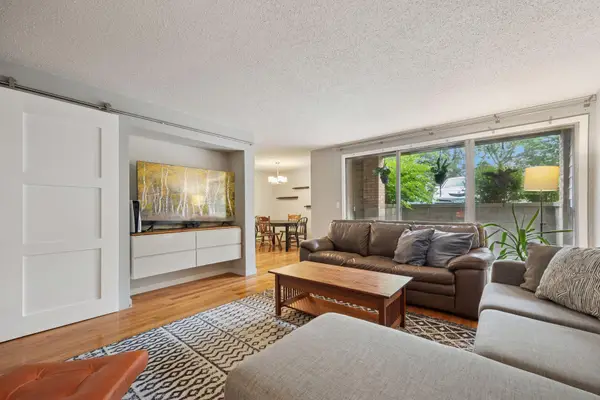 6423 Colony Way #1A, Edina, MN 55435