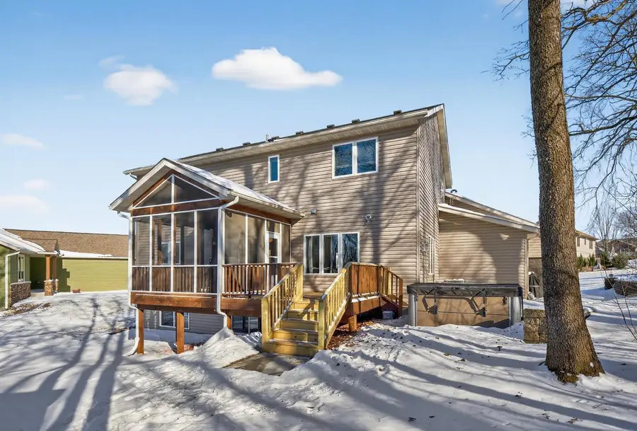 968 Southern View Lane Sw, Rochester, MN 55902 - Image #3