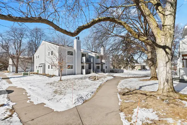 1736 Pleasant Street #H, Lauderdale, MN 55113