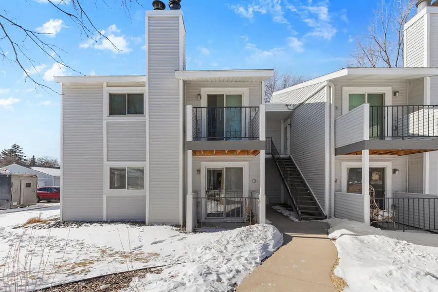 1736 Pleasant Street #H, Lauderdale, MN 55113 - Image #2