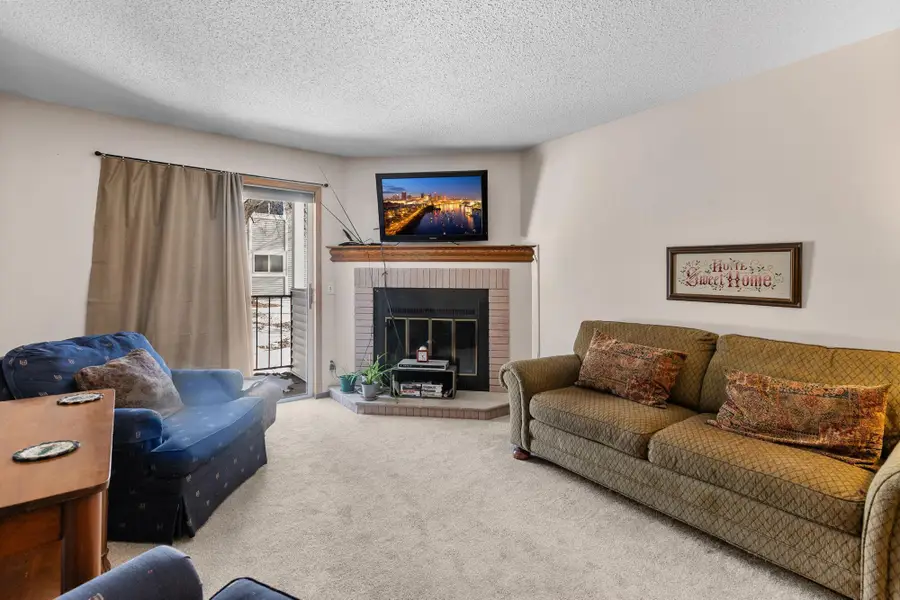 1736 Pleasant Street #H, Lauderdale, MN 55113 - Image #3