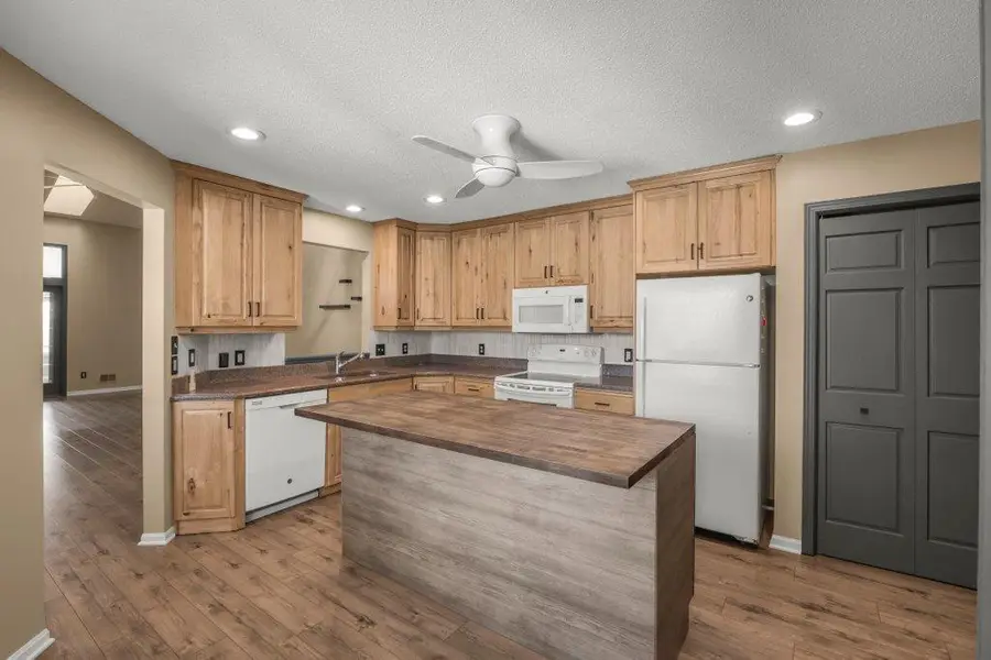 8870 Peep Oday Trail, Eden Prairie, MN 55347 - #3