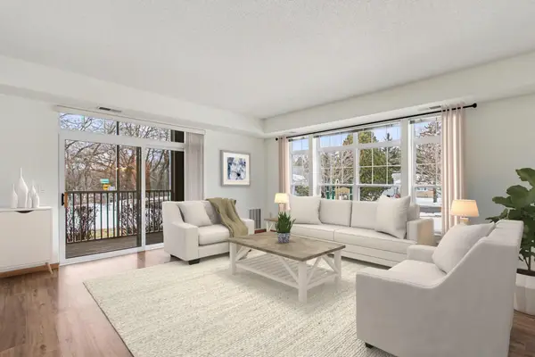 935 Ferndale Street N #116, Maplewood, MN 55119